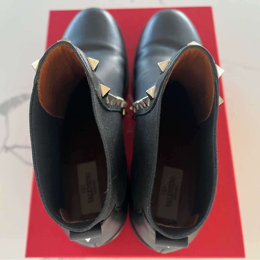 Valentino Garavani Rockstud Leather Chelsea Boots Black Sz 39 / 8.5 - Picture 10 of 14